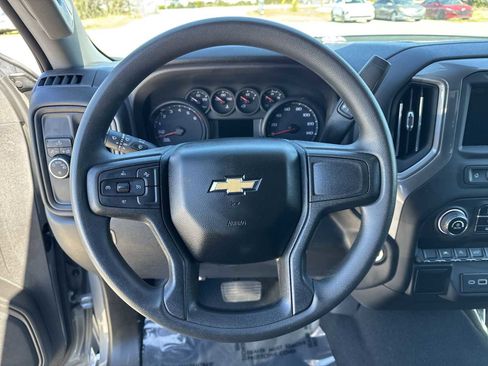 Used 2023 Chevrolet Silverado 1500 Custom image 21