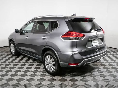 Used 2017 Nissan Rogue SV AWD/4WD image 27