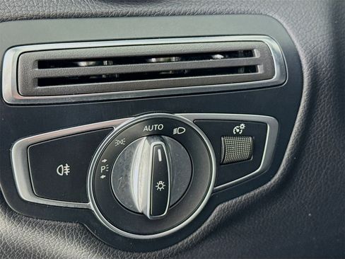 Used 2018 Mercedes-Benz C 300 C 300 w/ Premium Package image 11