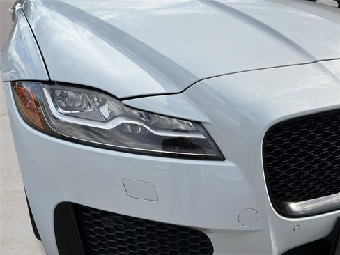 Used 2019 Jaguar XF S AWD/4WD image 30