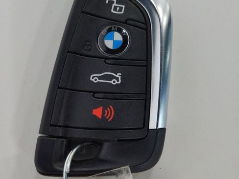 Used 2023 BMW i4 eDrive40 w/ Premium Package image 50