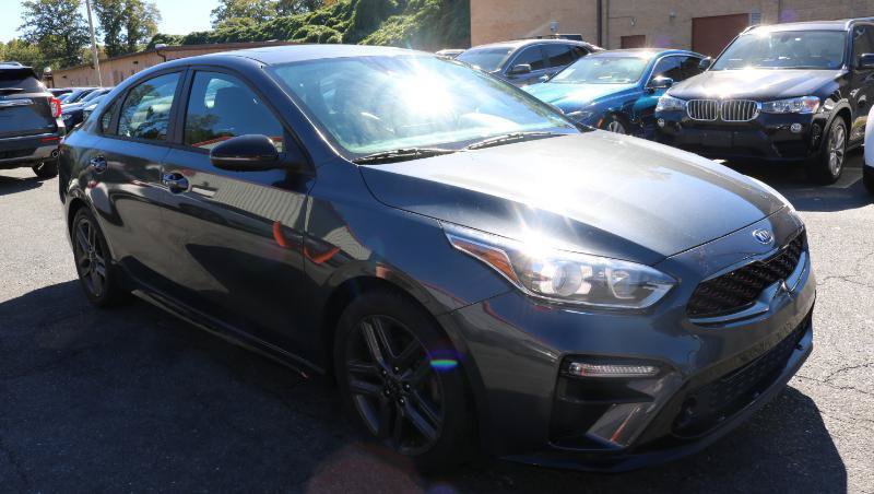 Used 2021 Kia Forte GT-Line w/ GT-Line Premium Package FWD image 3