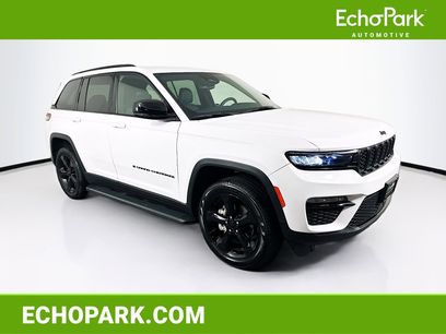 Used 2024 Jeep Grand Cherokee Limited w/ Black Appearance Package