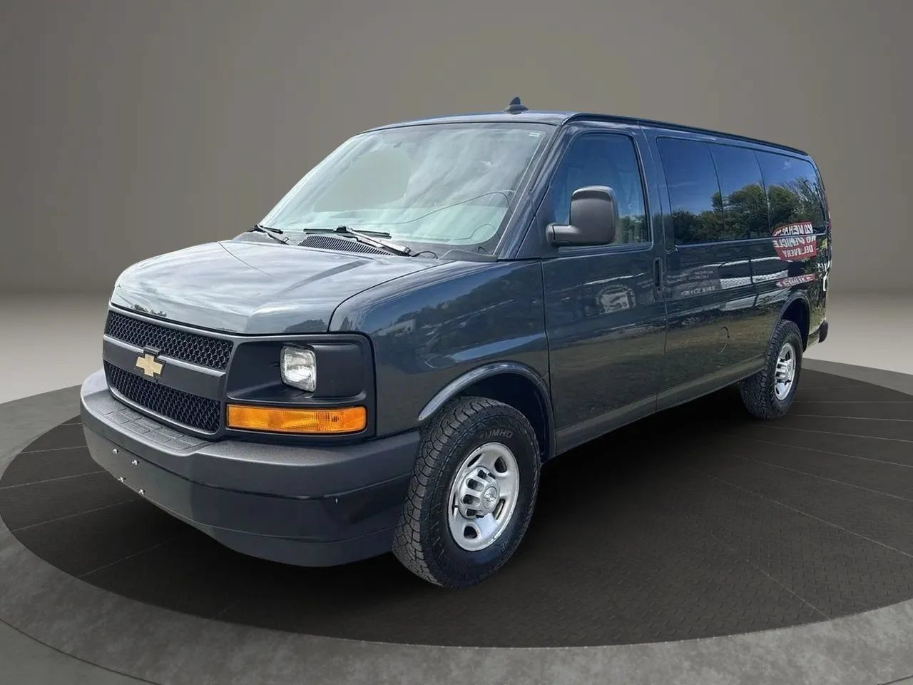 Used 2017 Chevrolet Express 2500 LS RWD image 1
