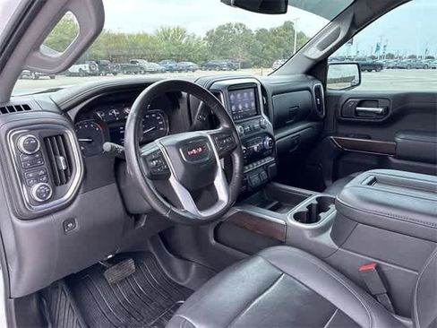 Used 2021 GMC Sierra 1500 SLT image 2