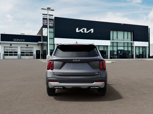 New 2026 Kia Sorento EX AWD/4WD image 6