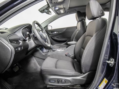 Used 2023 Chevrolet Malibu LT image 9