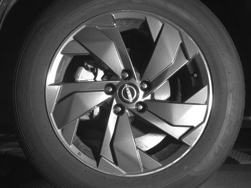 Used 2025 Nissan Rogue SV image 12