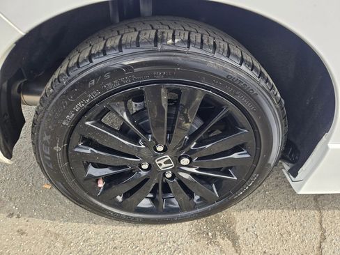 Used 2020 Honda Fit Sport image 25