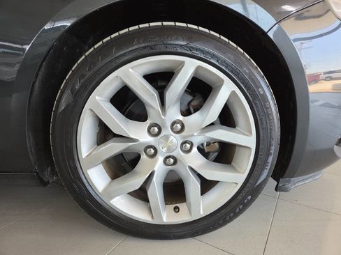 Used 2014 Chevrolet Impala LTZ FWD image 9