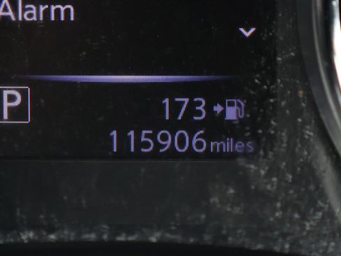 Used 2018 Nissan Rogue Sport SV w/ SV Technology Package image 27