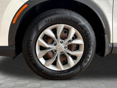 Used 2023 Honda CR-V LX image 31