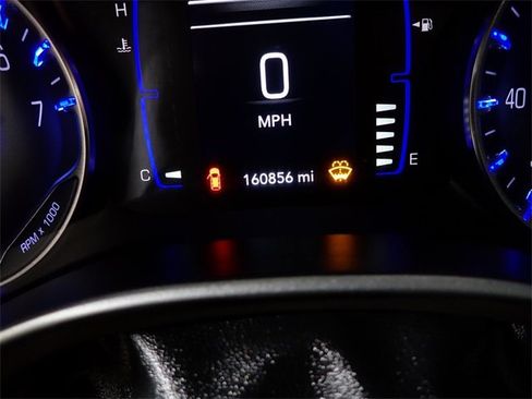 Used 2019 Chrysler Pacifica Touring-L image 22