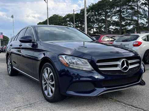 Used 2016 Mercedes-Benz C 300 4MATIC Sedan image 3