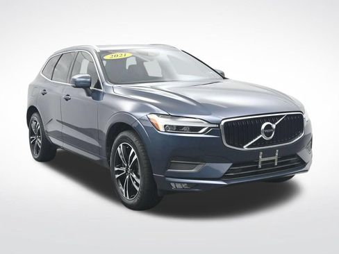 Used 2021 Volvo XC60 T5 Momentum w/ Protection Package Premier FWD image 3