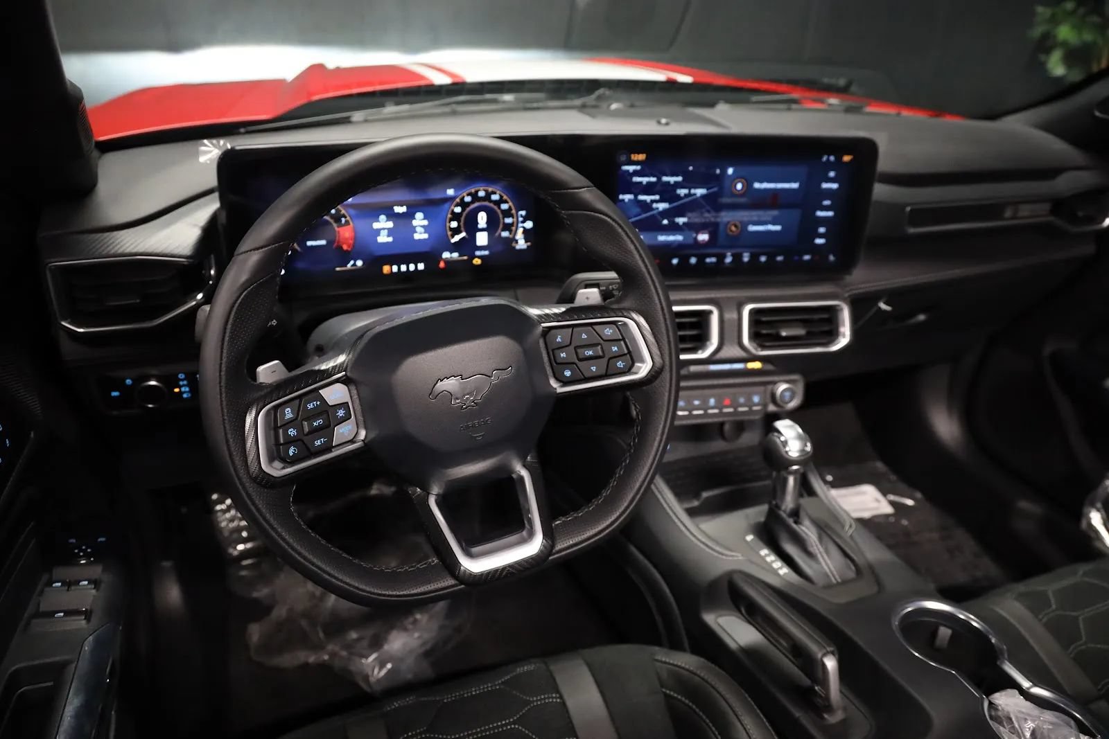 Used 2024 Ford Mustang GT Premium w/ GT Performance Package RWD image 25
