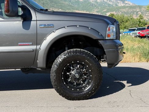 Used 2006 Ford F350 XLT AWD/4WD image 6