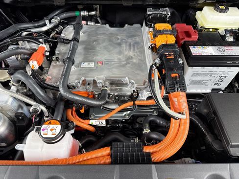 New 2026 Toyota C-HR AWD/4WD image 11