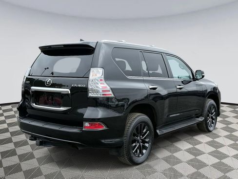 Used 2023 Lexus GX 460 Premium image 2
