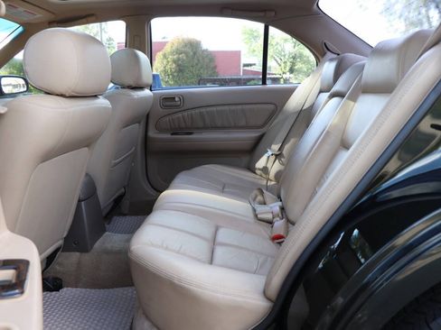 Used 1997 Nissan Maxima GXE FWD image 29