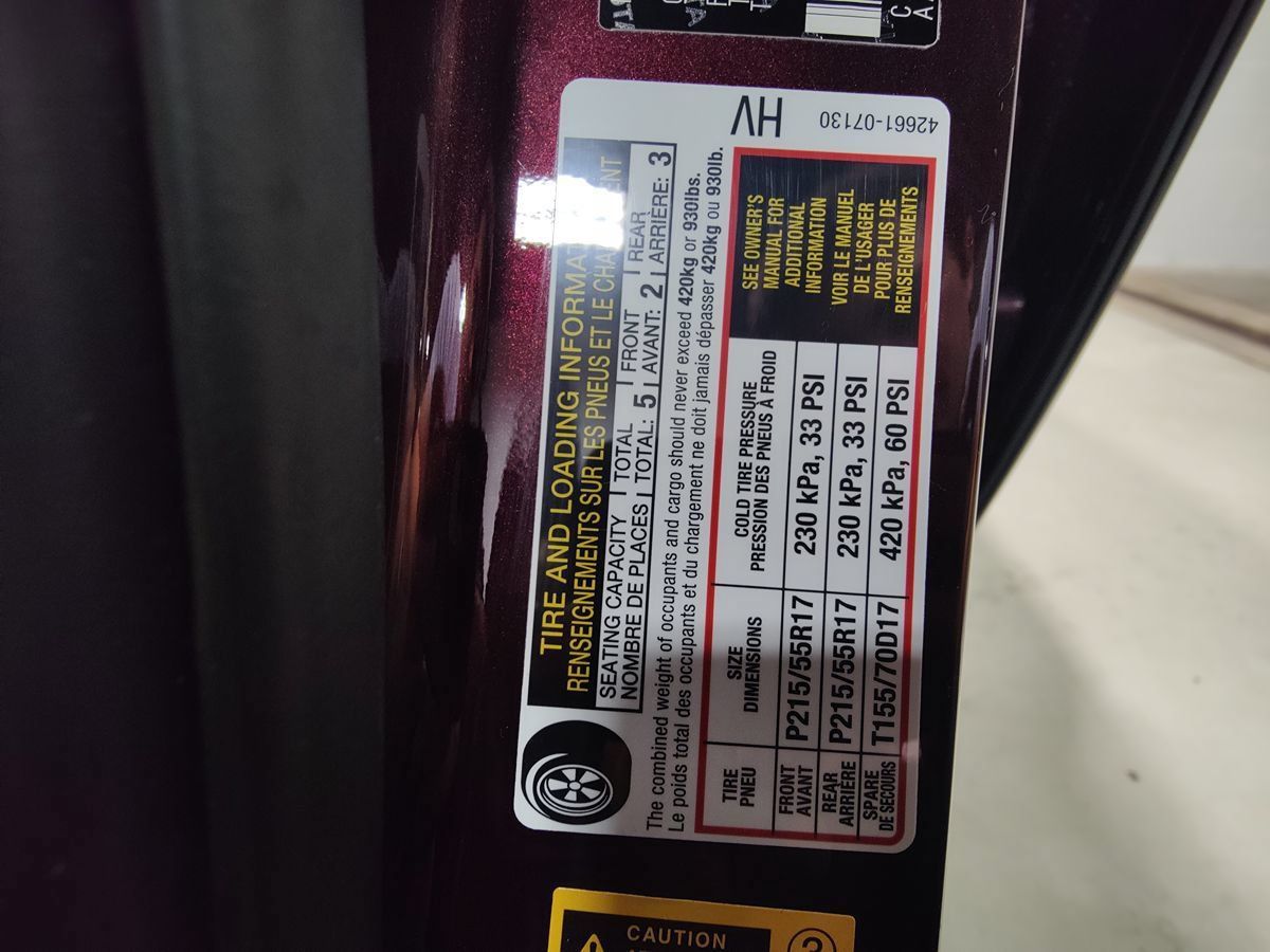 Used 2015 Toyota Avalon Limited FWD image 26