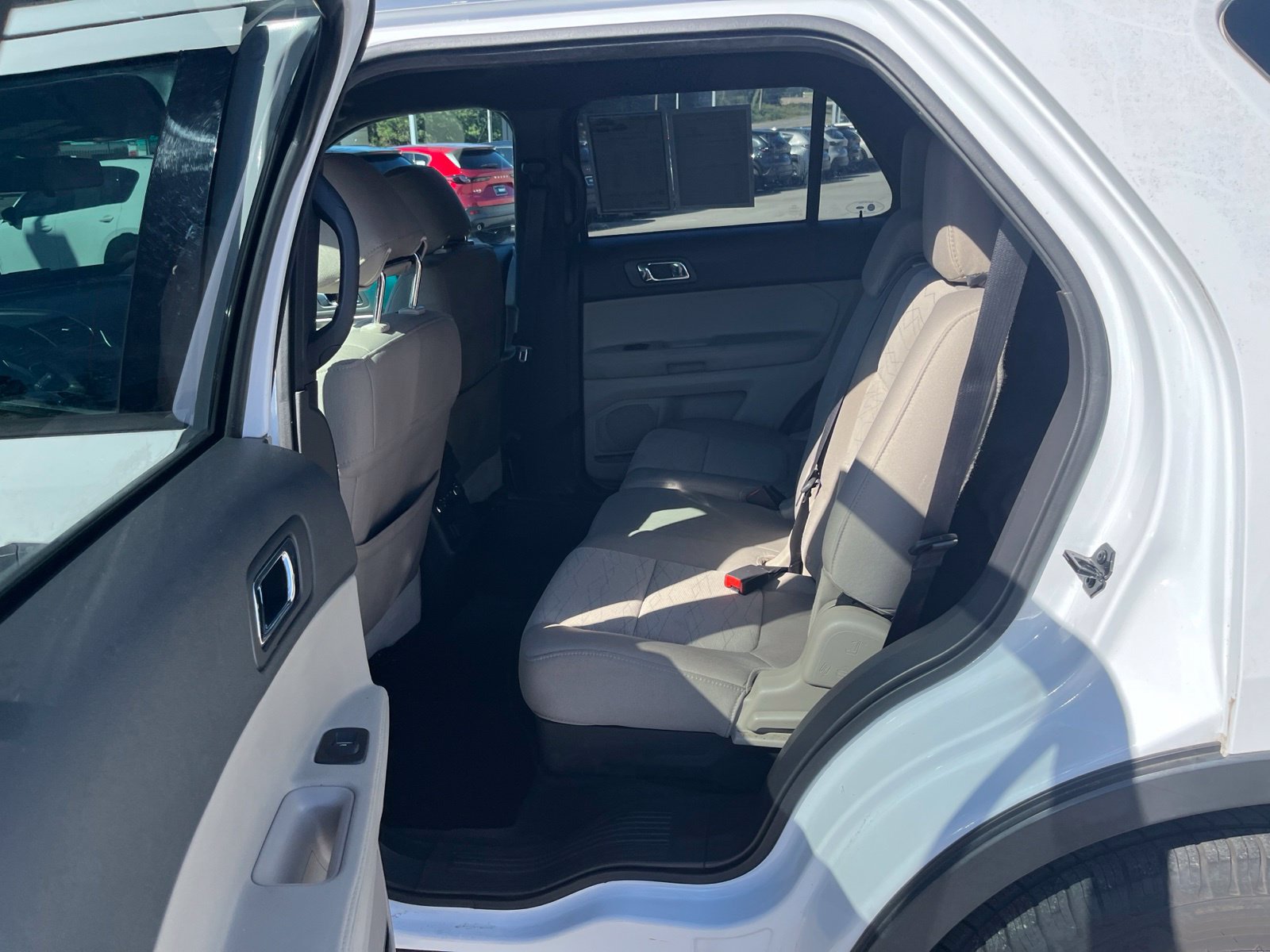 Used 2014 Ford Explorer FWD image 24
