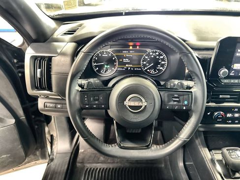 Used 2023 Nissan Pathfinder Rock Creek AWD/4WD image 7