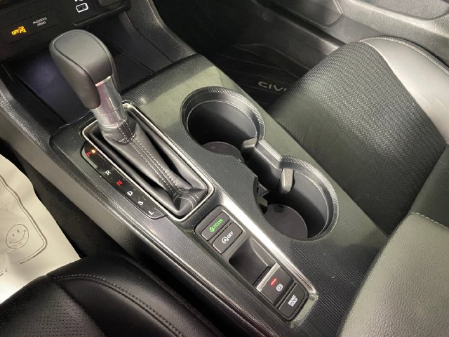 Used 2024 Honda Civic EX-L image 9