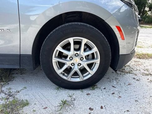 Used 2024 Chevrolet Equinox LT FWD image 21