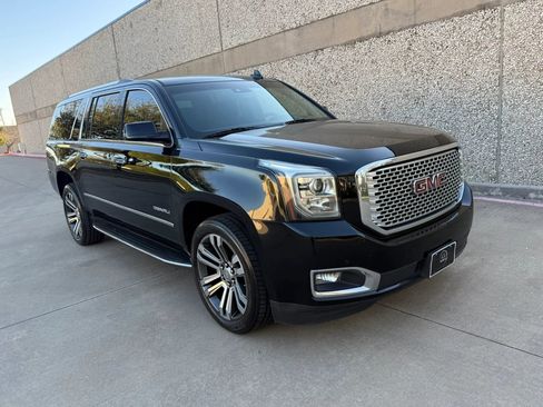 Used 2017 GMC Yukon XL Denali w/ Open Road Package image 8