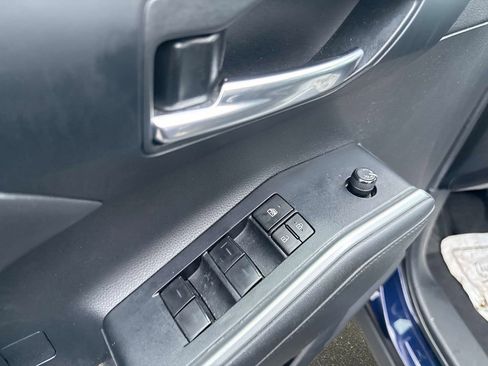 Used 2023 Toyota Highlander XLE image 21