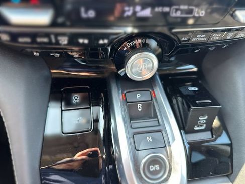 Used 2023 Acura MDX w/ Advance Package AWD/4WD image 22