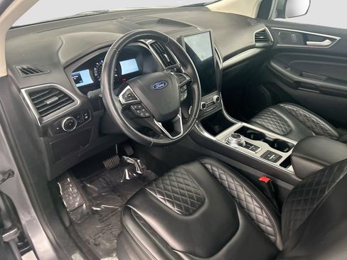 Used 2024 Ford Edge Titanium AWD/4WD image 9