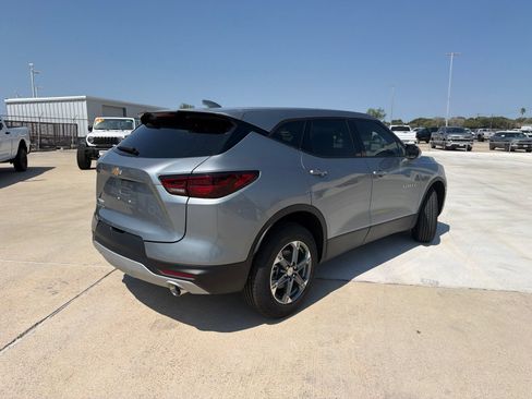 New 2026 Chevrolet Blazer LT w/ LPO, Floor Liner Package FWD image 7