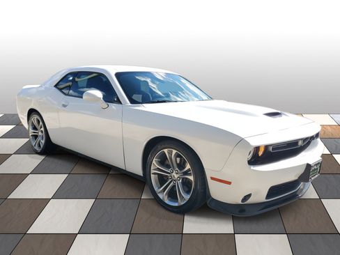 Used 2022 Dodge Challenger R/T image 3