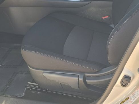 Used 2020 Nissan Sentra SV image 12