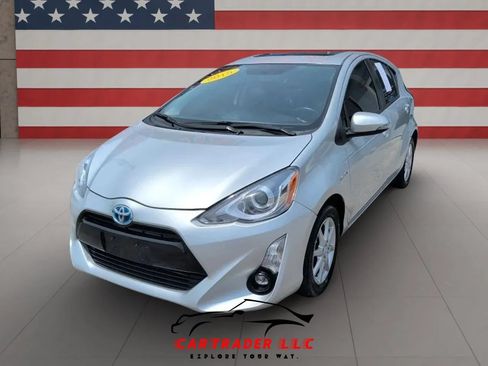 Used 2015 Toyota Prius C Four FWD image 2