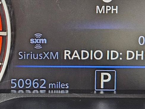 Used 2025 Nissan Altima 2.5 SV FWD image 9
