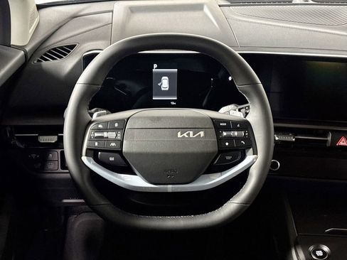 New 2026 Kia Sportage EX image 13