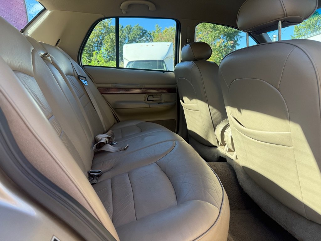 Used 2000 Mercury Grand Marquis LS RWD image 9
