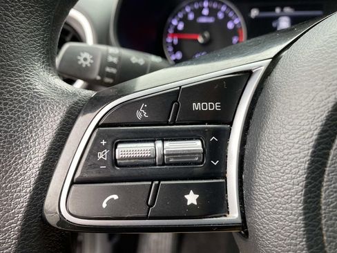 Used 2022 Kia Forte LXS image 15