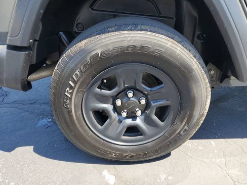 Used 2019 Jeep Wrangler Unlimited Sport AWD/4WD image 35