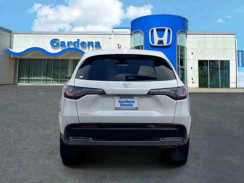 Certified 2025 Honda HR-V EX-L image 5