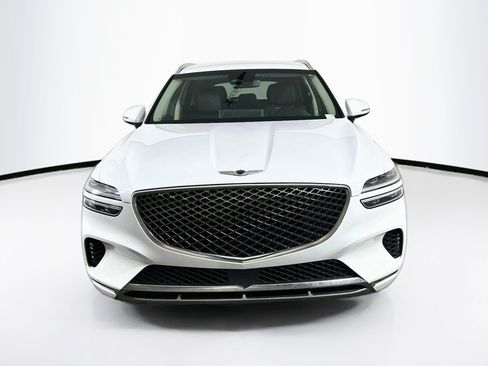Used 2025 Genesis GV70 2.5T AWD/4WD image 2