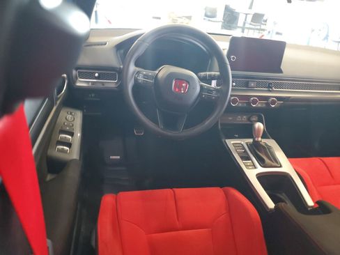 Used 2025 Honda Civic Type R image 11