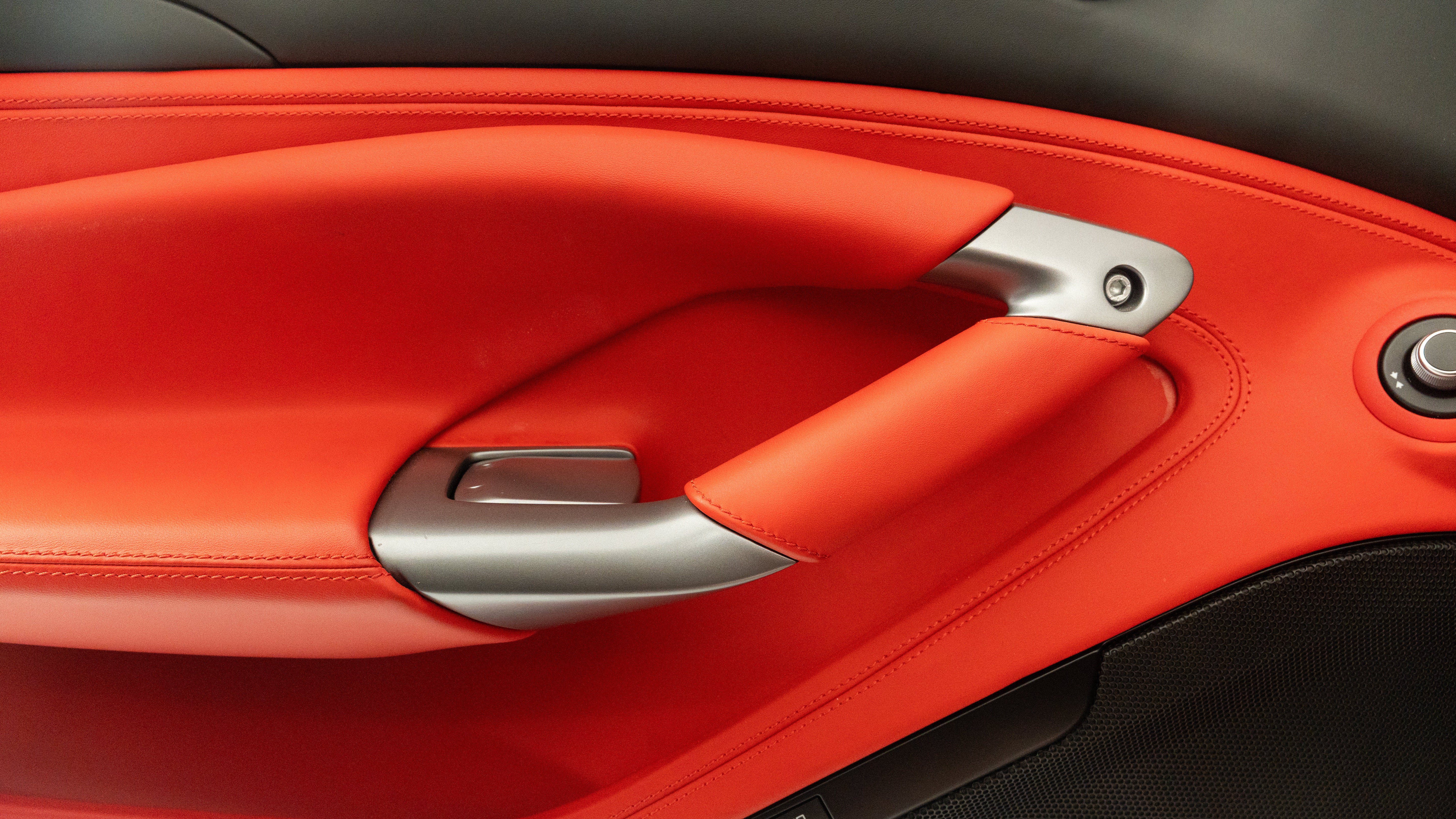 Certified 2021 Ferrari F8 Tributo RWD image 23