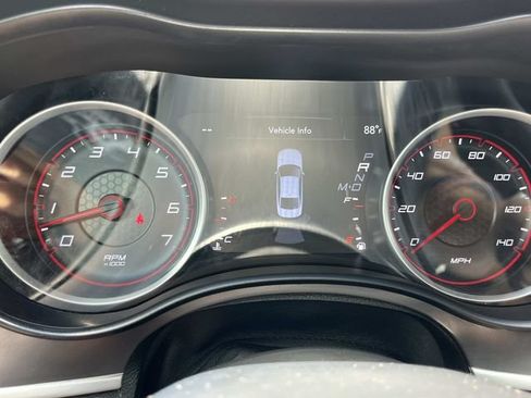 Used 2022 Dodge Charger SXT RWD image 41