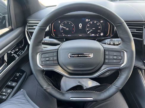 New 2026 Jeep Grand Wagoneer Summit image 16