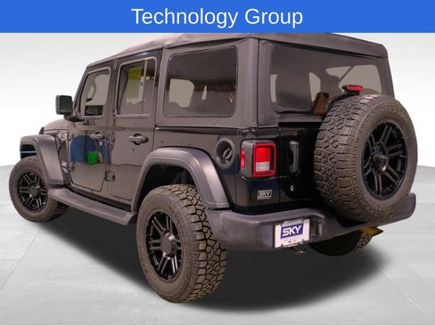 Used 2020 Jeep Wrangler Unlimited Sport S image 5