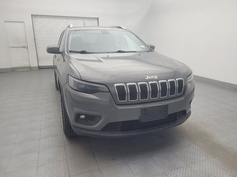 Used 2019 Jeep Cherokee Latitude Plus w/ Comfort/Convenience Group AWD/4WD image 14